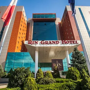 Hotel Rin Grand, Boekarest